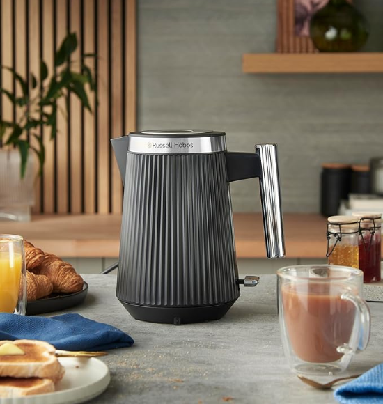 Russell Hobbs Bronte Kettle - Black