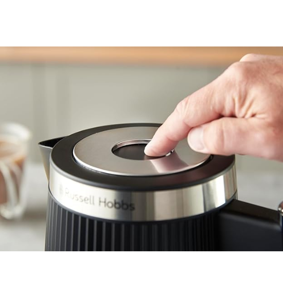 Russell Hobbs Bronte Kettle - Black