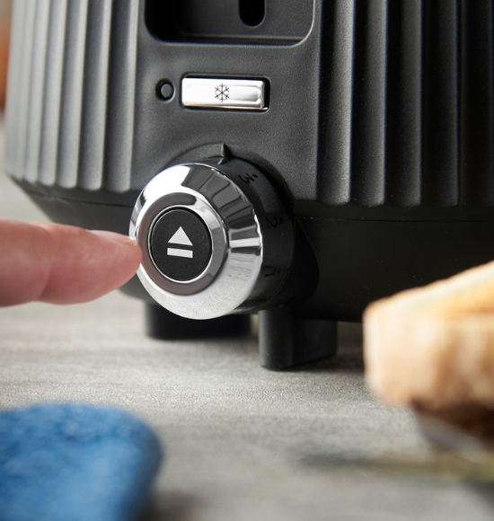 Russell Hobbs Bronte 2 Slice Toaster - Black