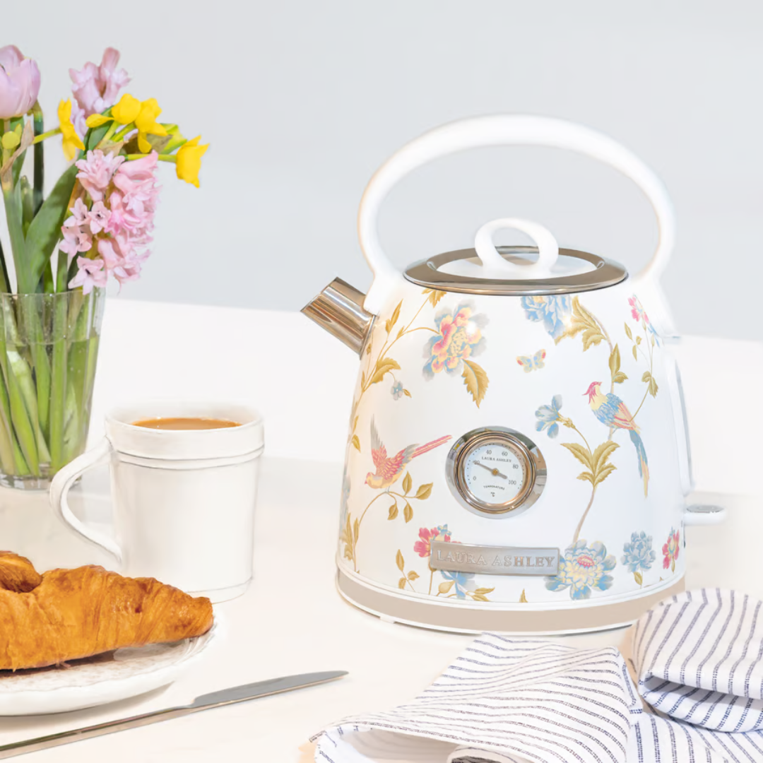 Laura Ashley Elveden 1.7L Kettle - White