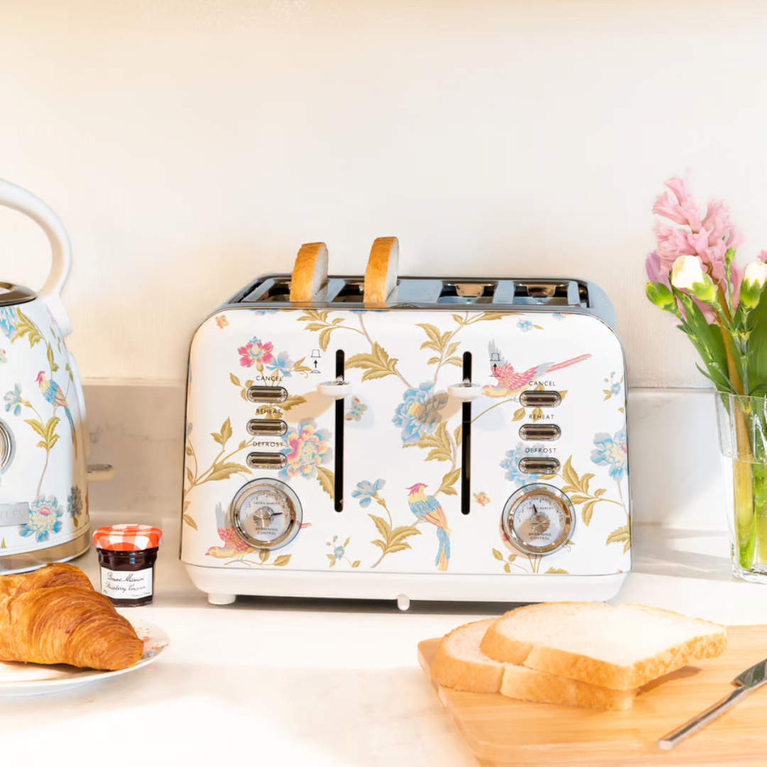 Laura Ashley Elveden 4 Slice Toaster - White